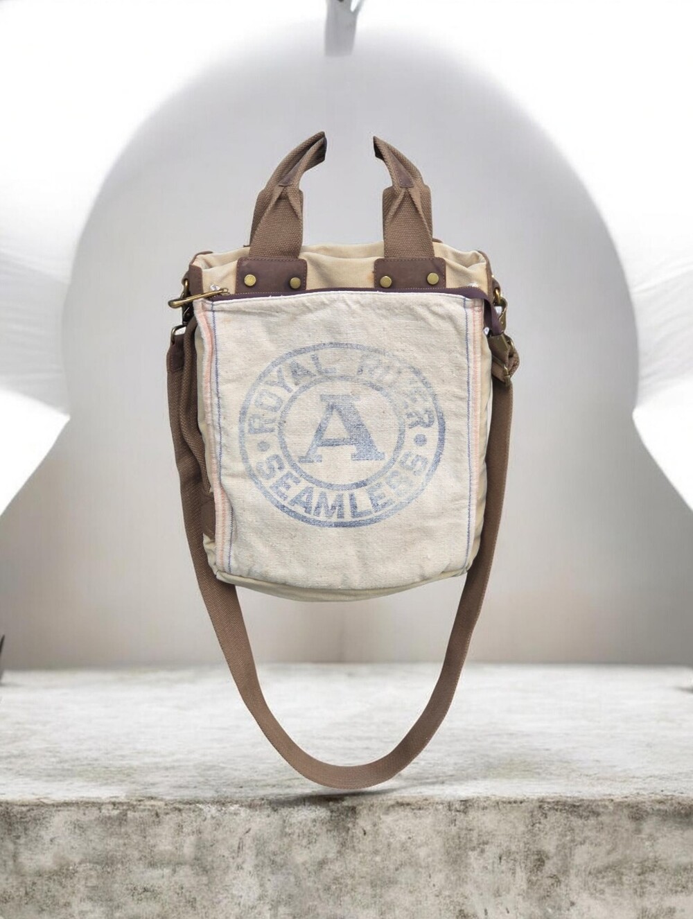 Royal River Seamless Upcycled Feed Bag, Canvas